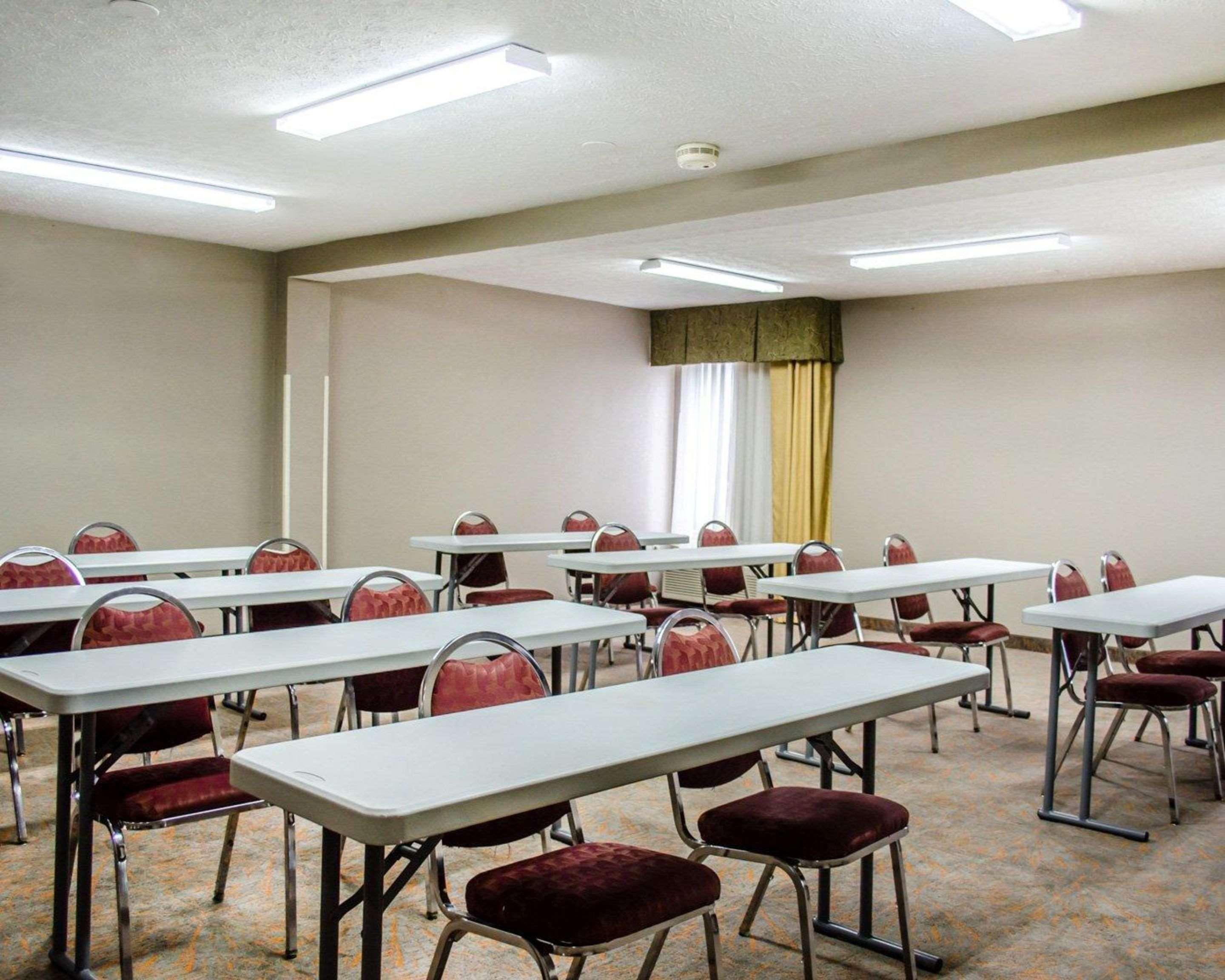 Quality Inn & Suites Medina - Akron West מראה חיצוני תמונה